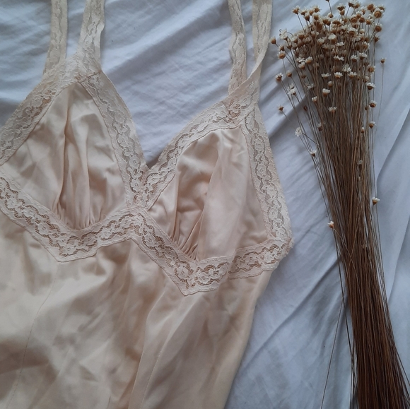 French Maid Lingerie night gown - Picture 6 of 7